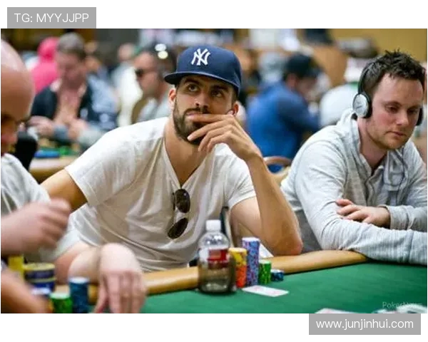 许尔策勒力赞阿莫林：他早已用实力证明顶级水准