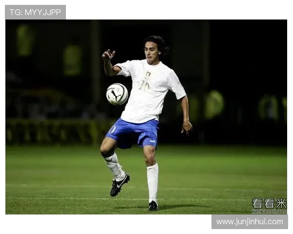 阿奎拉尼出任卡坦扎罗主帅，签约至 2027 年(1)